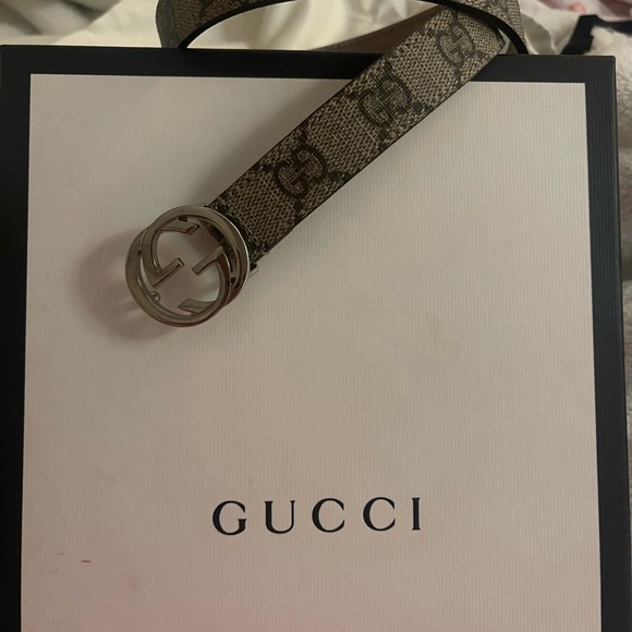 Gucci Brown GG Supreme Canvas Belt - Picture 2 of 4